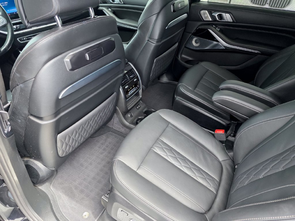 Certified 2025 BMW ALPINA XB7 AWD/4WD image 12