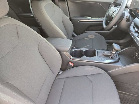 New 2026 Kia K4 FWD image 11