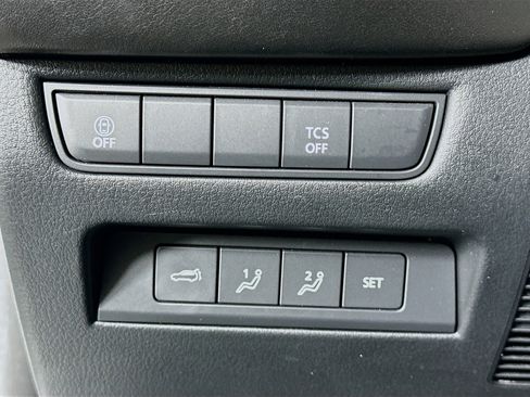 Used 2025 MAZDA CX-50 AWD 2.5 S w/ Premium Plus Pkg image 17