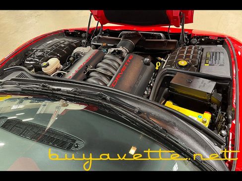 Used 2003 Chevrolet Corvette Convertible w/ Preferred Equipment Group1 image 29