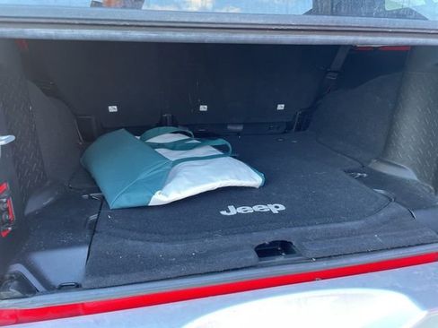 Used 2015 Jeep Wrangler Unlimited Sahara w/ Connectivity Group image 8