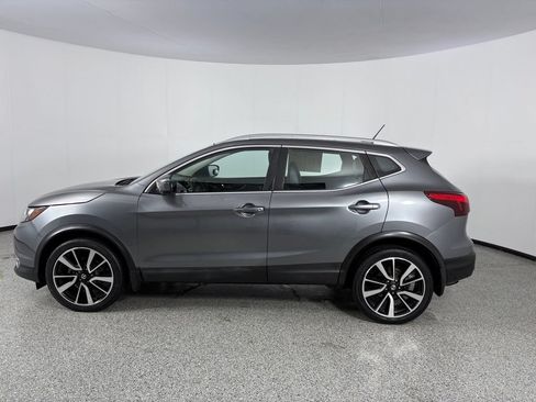 Used 2017 Nissan Rogue Sport SL w/ SL Premium Package AWD/4WD image 3
