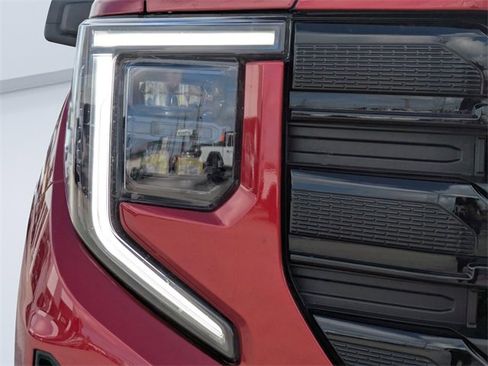 Used 2024 GMC Sierra 1500 Elevation w/ Preferred Package image 9