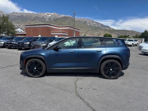 Used 2023 Fisker Ocean Extreme AWD/4WD image 2