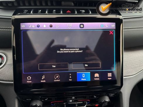 Certified 2023 Jeep Grand Cherokee L Limited w/ Black Appearance Package AWD/4WD image 97