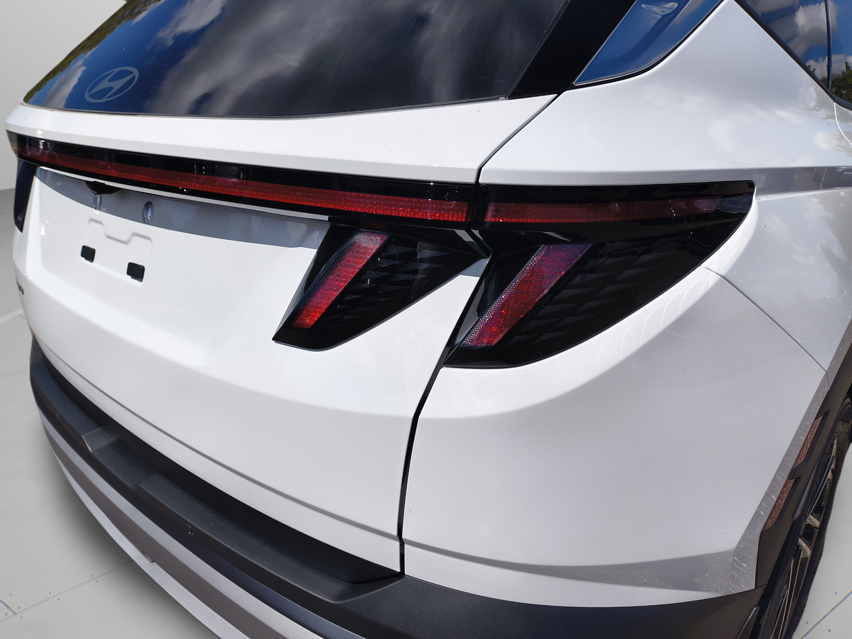 New 2026 Hyundai Tucson Limited FWD image 35