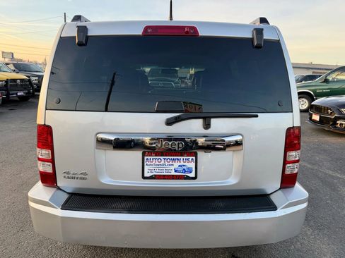 Used 2011 Jeep Liberty Limited image 4