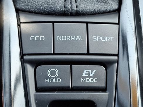 Certified 2025 Toyota Camry SE FWD image 24