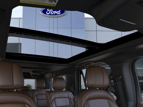 New 2026 Lincoln Navigator L Reserve AWD/4WD image 44