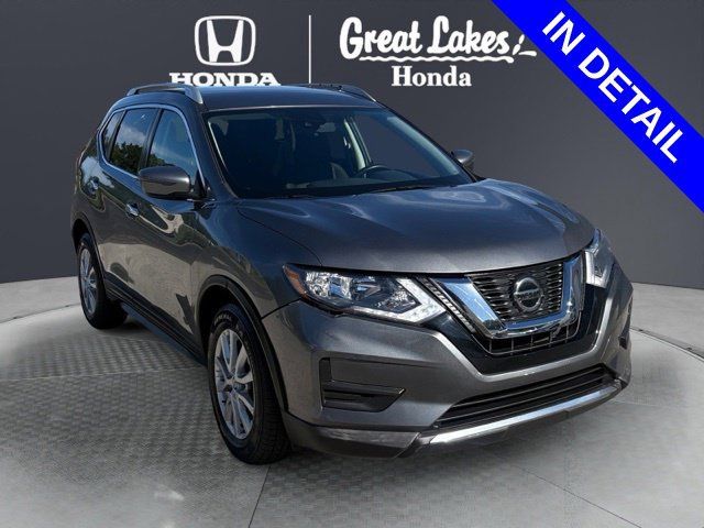 Used 2020 Nissan Rogue SV FWD image 1