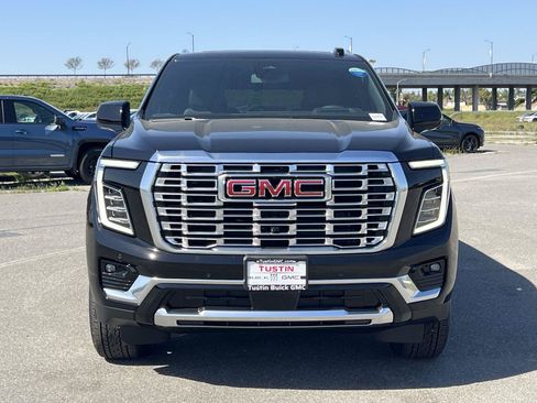New 2026 GMC Yukon XL Denali w/ Sun & Power Step Package AWD/4WD image 4