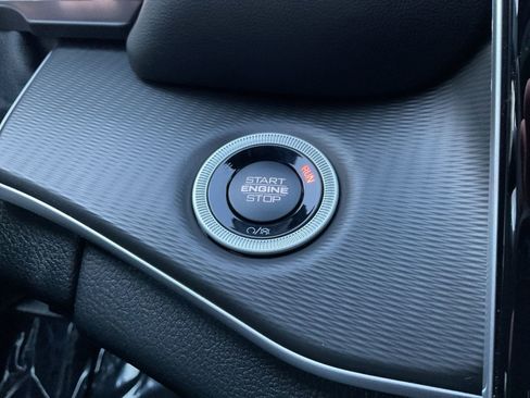 New 2025 Jeep Grand Cherokee Laredo X w/ Luxury Tech Group I image 22