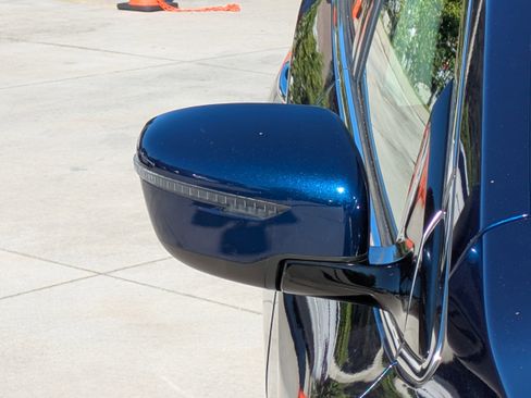 Used 2019 Nissan Murano S image 8