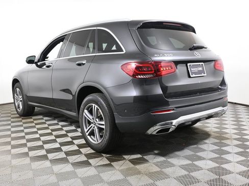Used 2022 Mercedes-Benz GLC 300 4MATIC image 5