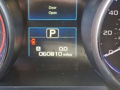 Used 2018 Subaru Outback 2.5i Premium image 19