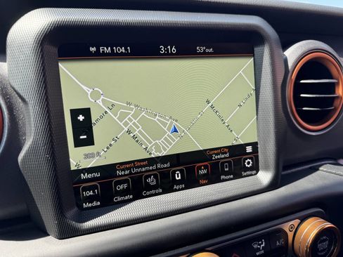 Used 2023 Jeep Gladiator Mojave w/ Cold Weather Group AWD/4WD image 13
