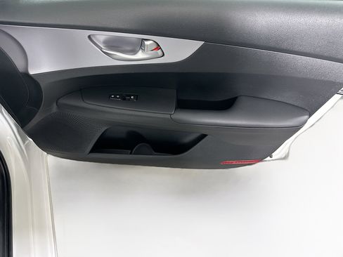 Used 2024 Kia Forte LXS image 29