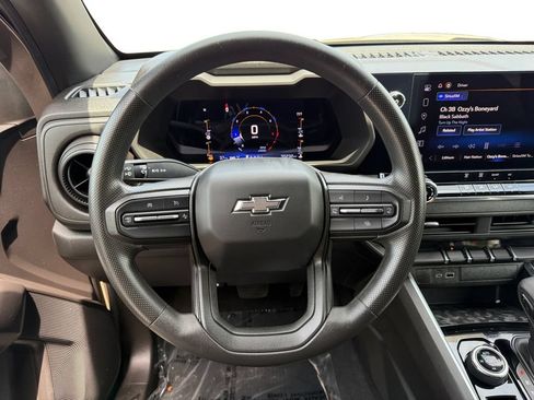 Used 2023 Chevrolet Colorado Trail Boss w/ Technology Package AWD/4WD image 12