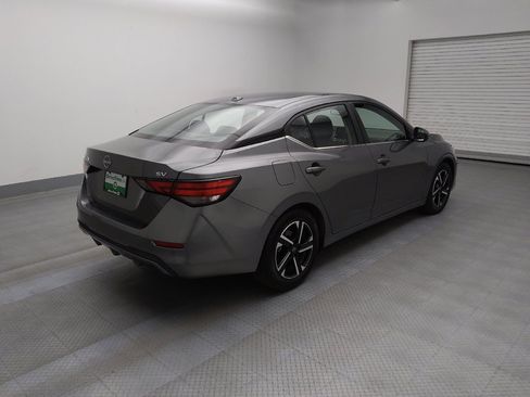 Used 2024 Nissan Sentra SV image 9