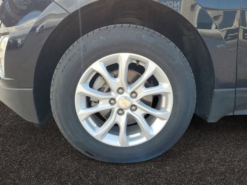 Used 2021 Chevrolet Equinox LS w/ LPO, Cargo Package AWD/4WD image 14