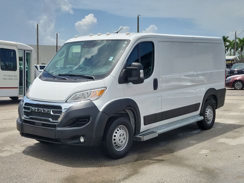 Used 2025 RAM ProMaster 2500 w/ U-Haul Equipment Group FWD image 1