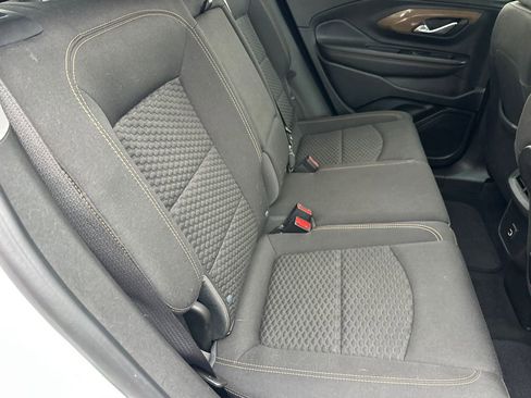Used 2021 GMC Terrain SLE w/ Driver Convenience Package image 15