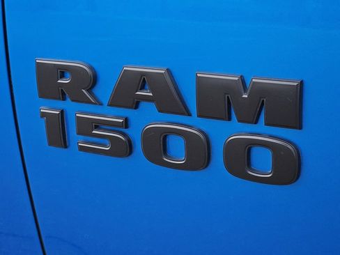 Used 2018 RAM 1500 Sport w/ Hydro Blue Sport Package AWD/4WD image 12