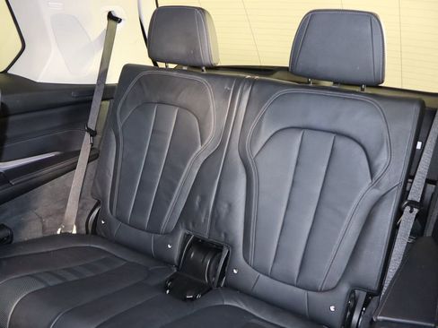 Used 2020 BMW X7 xDrive40i w/ Cold Weather Package AWD/4WD image 17
