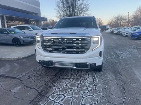 Used 2022 GMC Sierra 1500 Denali w/ Denali Reserve Package image 19