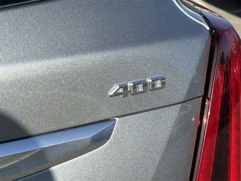 Used 2025 Cadillac XT5 Premium Luxury image 31