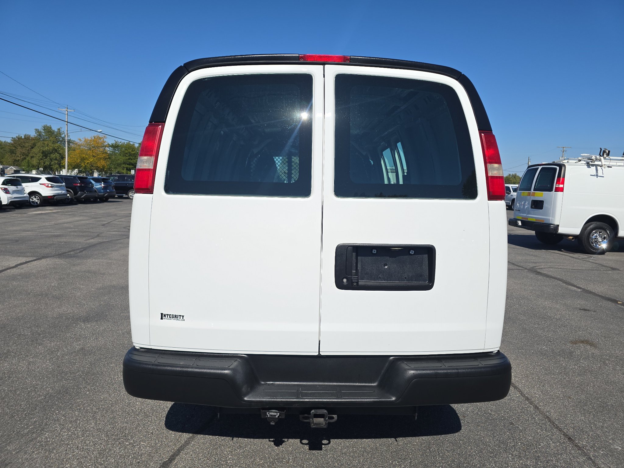 Used 2016 Chevrolet Express 2500 RWD image 7