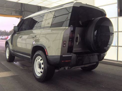 Used 2021 Land Rover Defender 110 S image 4