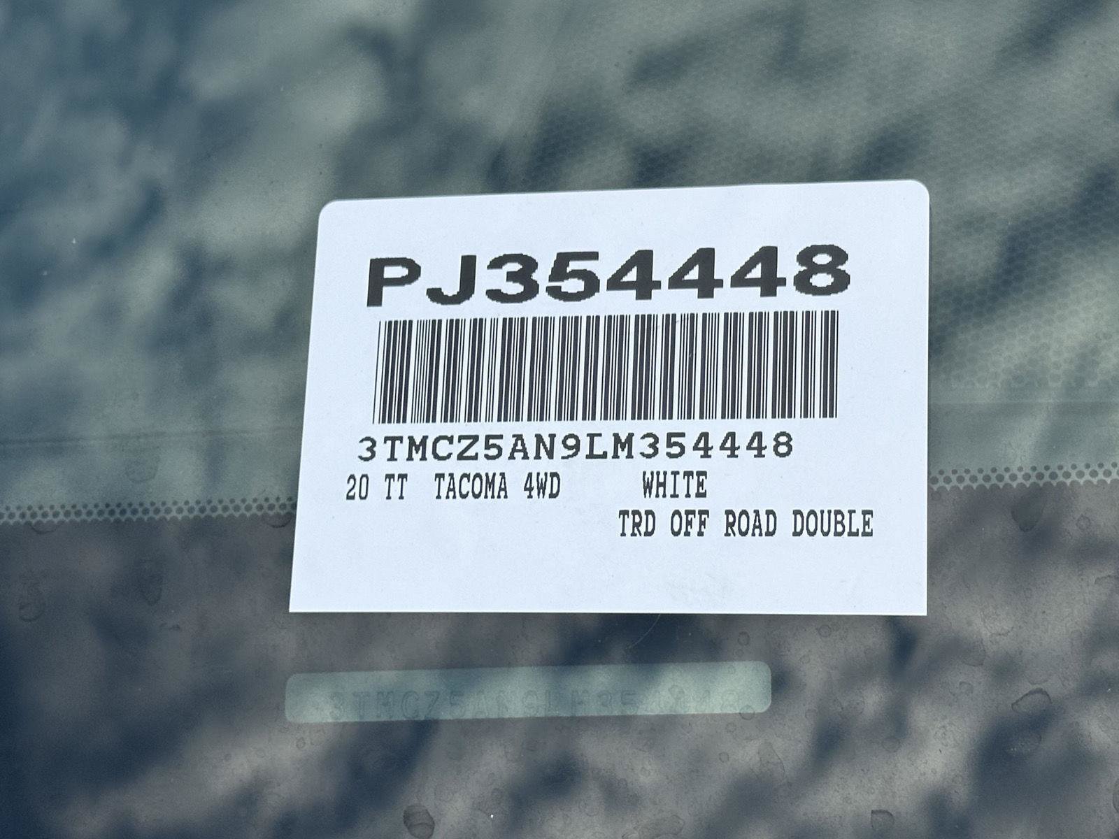 Certified 2020 Toyota Tacoma TRD Off-Road w/ TRD Premium Off Road Package AWD/4WD image 14