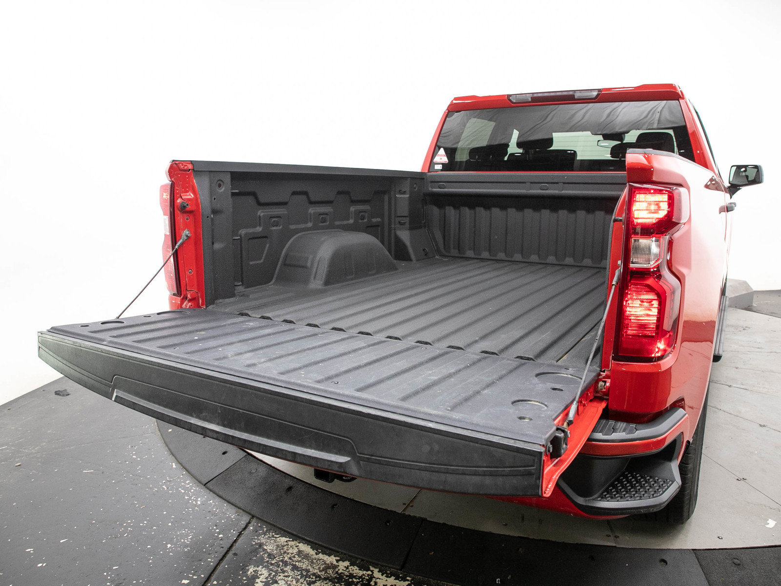Used 2023 Chevrolet Silverado 1500 Custom AWD/4WD image 14
