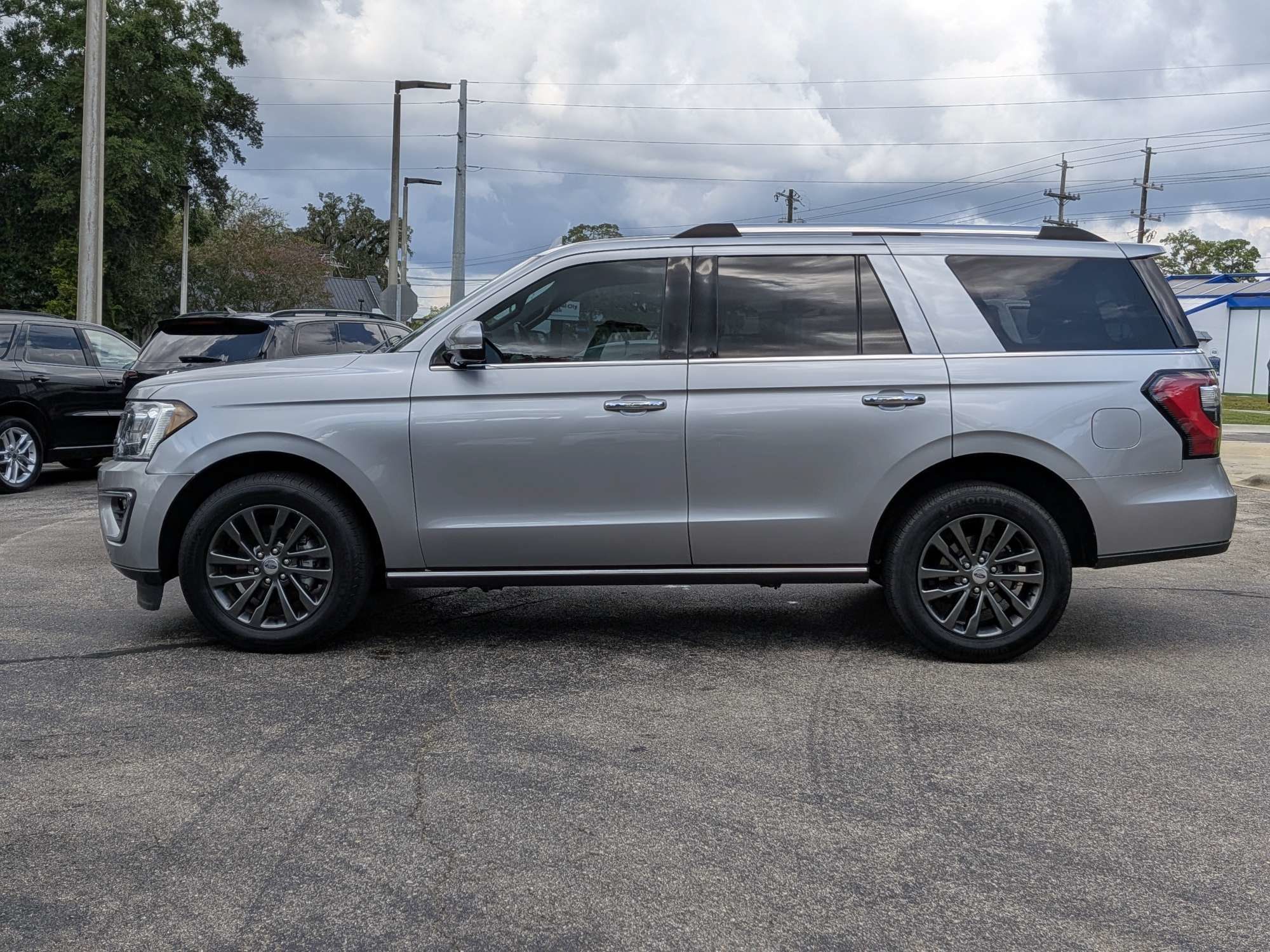 Used 2020 Ford Expedition Limited RWD image 7