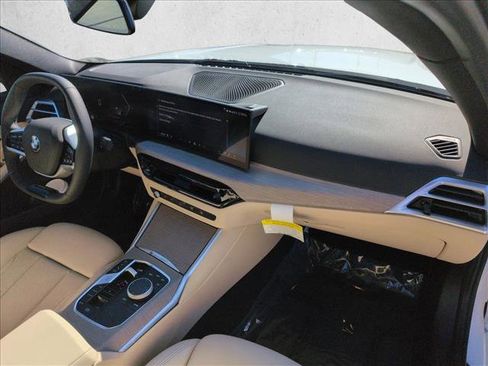 Used 2025 BMW 330i Sedan w/ Convenience Package RWD image 23