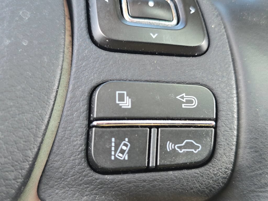 Used 2018 Lexus NX 300h AWD w/ Premium Package image 13