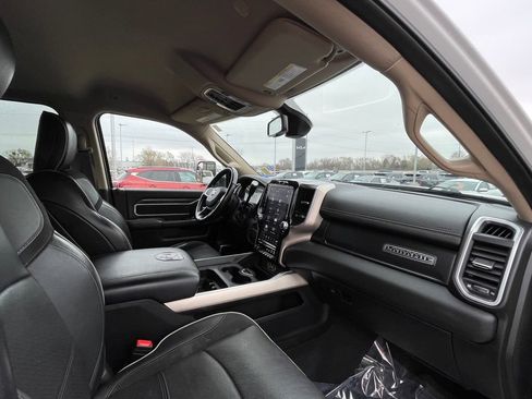 Used 2020 RAM 3500 Laramie image 28