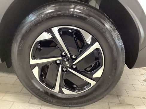 Certified 2023 Kia Sportage LX AWD/4WD image 27