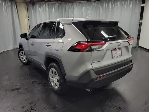 Used 2024 Toyota RAV4 LE AWD/4WD image 6