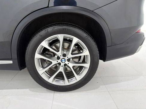 Certified 2024 BMW X5 xDrive40i w/ Premium Package AWD/4WD image 44