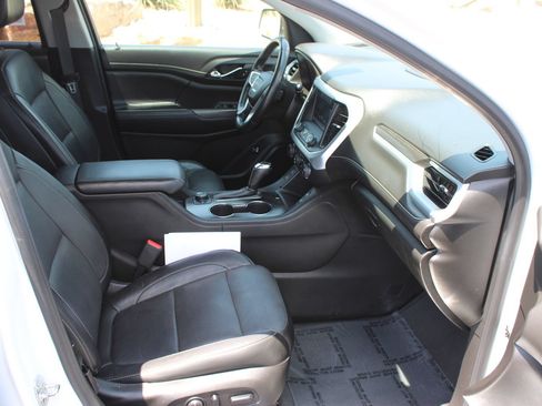 Used 2019 GMC Acadia SLT w/ LPO, Cargo Package AWD/4WD image 25