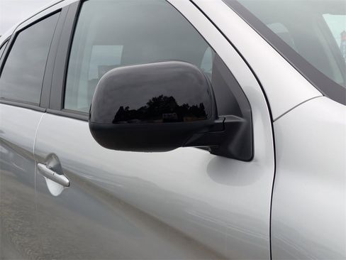 New 2025 Mitsubishi Outlander Sport LE image 10