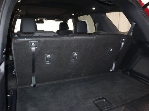 Used 2025 Honda Pilot TrailSport image 18