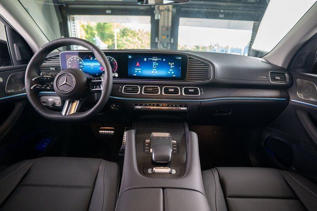 Certified 2026 Mercedes-Benz GLS 450 4MATIC image 11