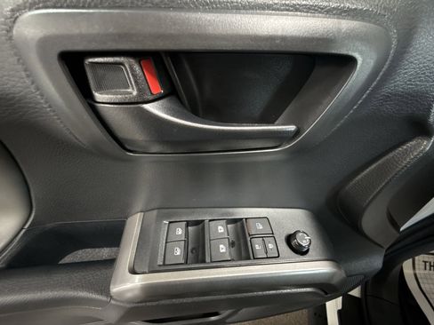 Used 2023 Toyota Tacoma SR image 21