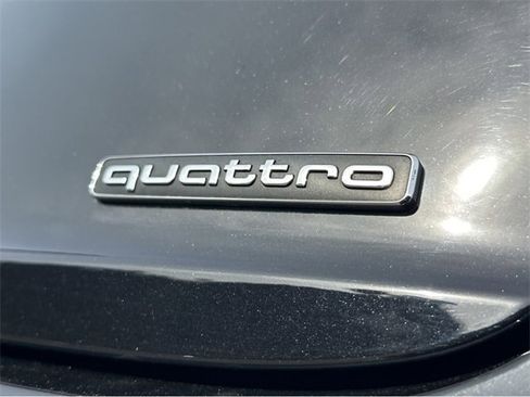 Used 2020 Audi Q8 Premium w/ Black Optic Package image 33