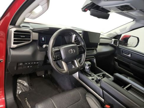 Used 2024 Toyota Tundra Limited AWD/4WD image 17