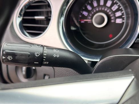 Used 2014 Ford Mustang Premium RWD image 19