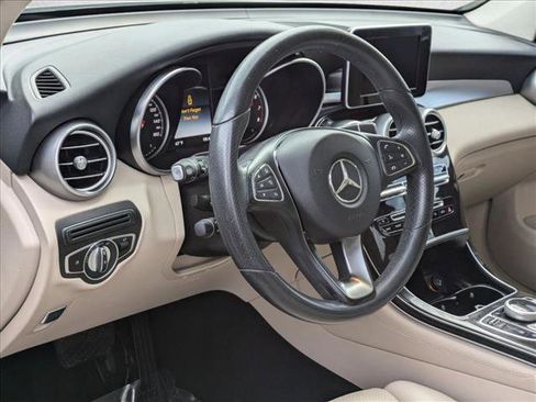 Certified 2018 Mercedes-Benz GLC 300 image 10